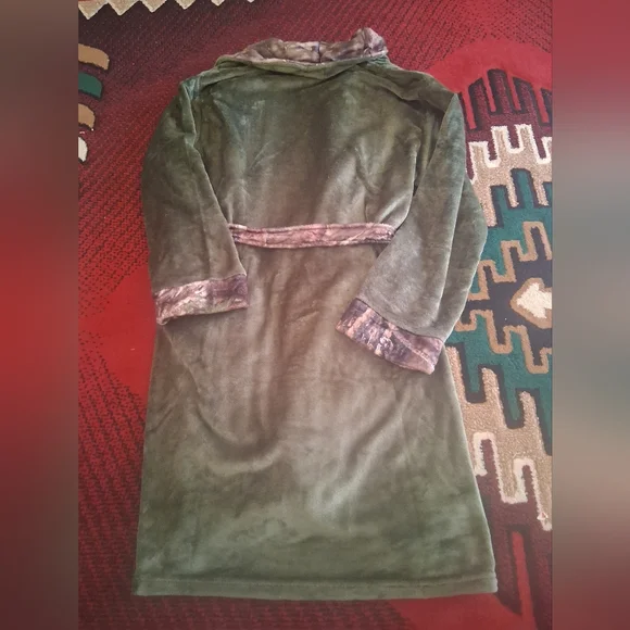 Mossy Oak NWT Mens Fleece Robe,  one Size - Picture 3 of 6